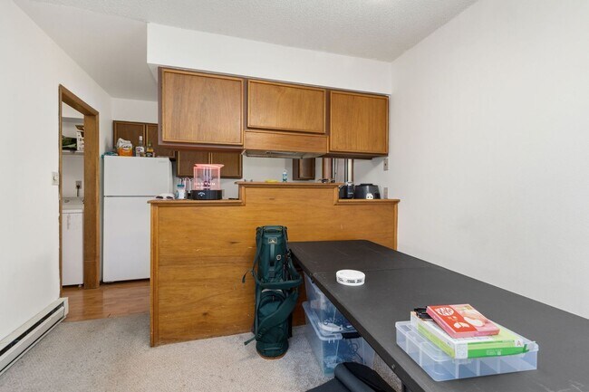 Building Photo - 512 Strachan Dr