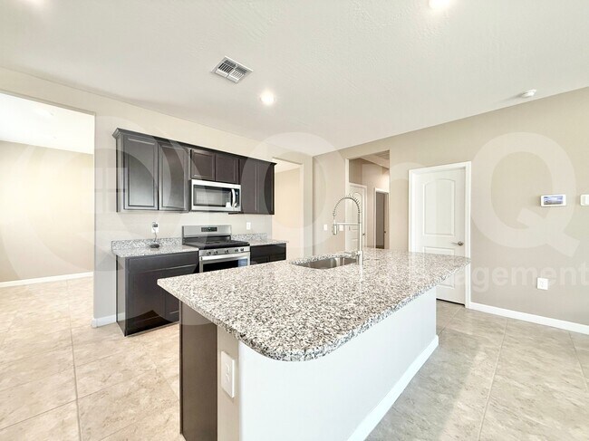 Building Photo - 30932 W Verde Ln