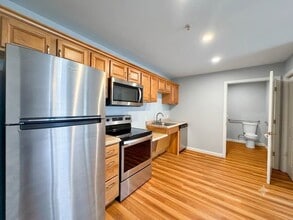 Building Photo - 26 Patriots Ln