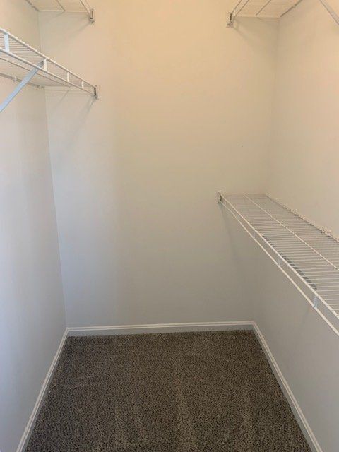 Building Photo - 2100 Flagstone Ct