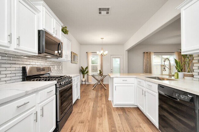 Building Photo - 829 Indigo Springs Ln