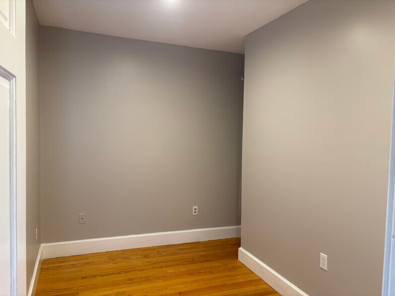 Building Photo - 39 Sheafe St