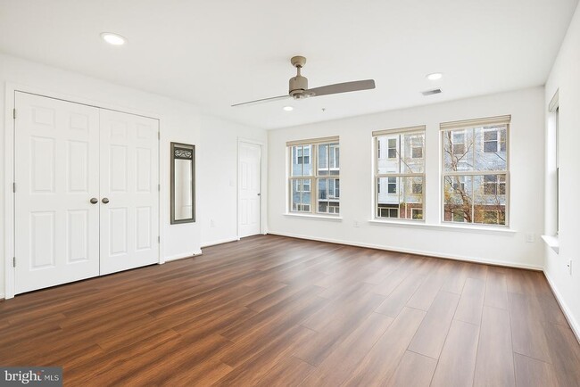 Building Photo - 111 Copley Cir