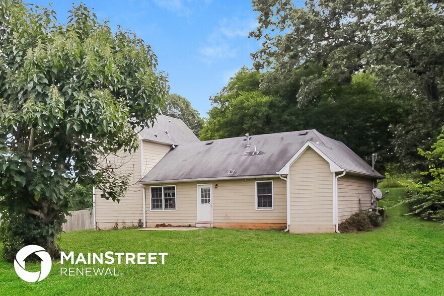 Building Photo - 55 Jennifer Ln