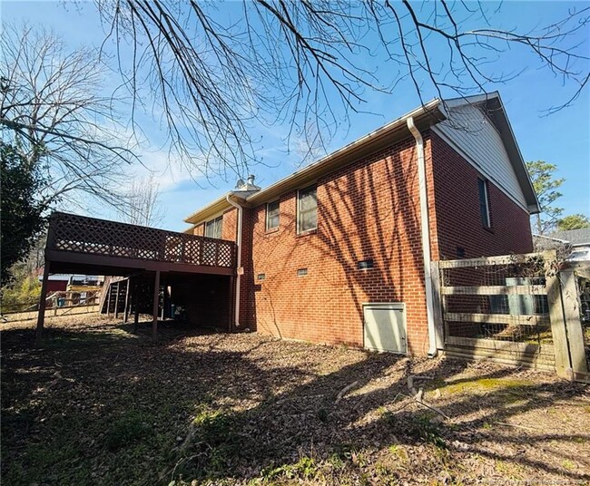 Building Photo - 1750 Renwick Dr