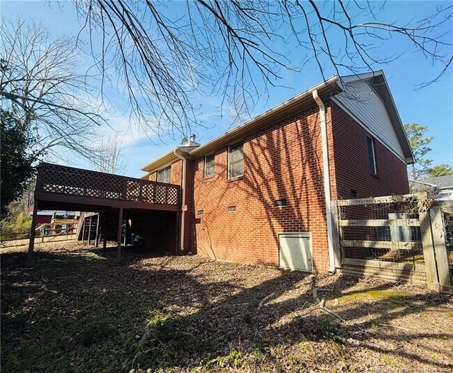 Building Photo - 5018 Summer Ridge Rd