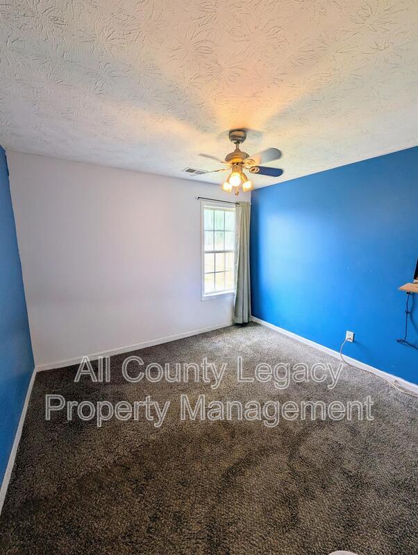 Building Photo - 3648 Range Way