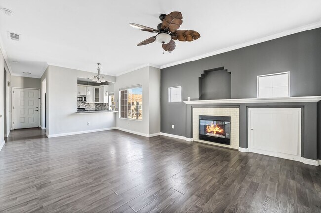 Building Photo - 1851 Hillpointe Rd