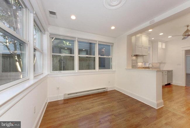 Building Photo - 1321 Spring Rd NW