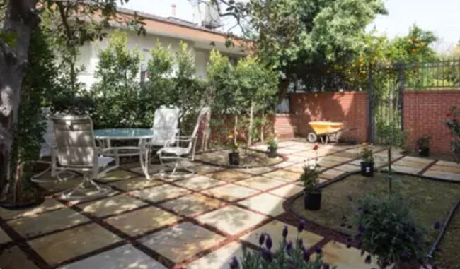 Private Garden - 6742 Bedford Ave