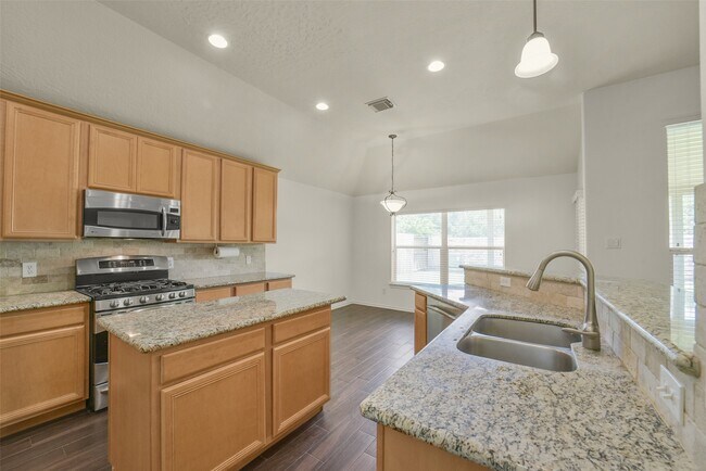 Building Photo - 1414 Phoenician Dr