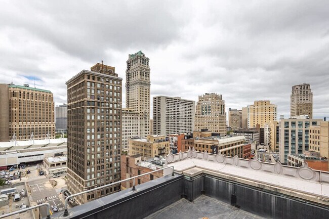 Building Photo - 111 State St