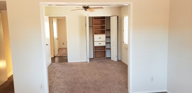 Building Photo - Stunning McCormick Ranch home