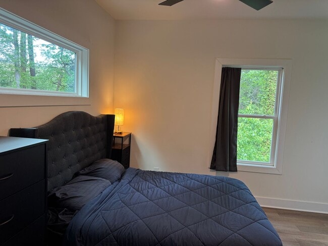 Building Photo - Tastefully Built Modern Durham Home
