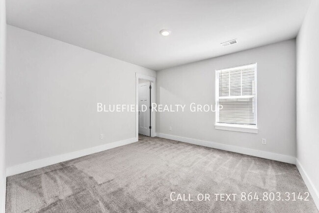 Building Photo - 1317 Algeddis Dr