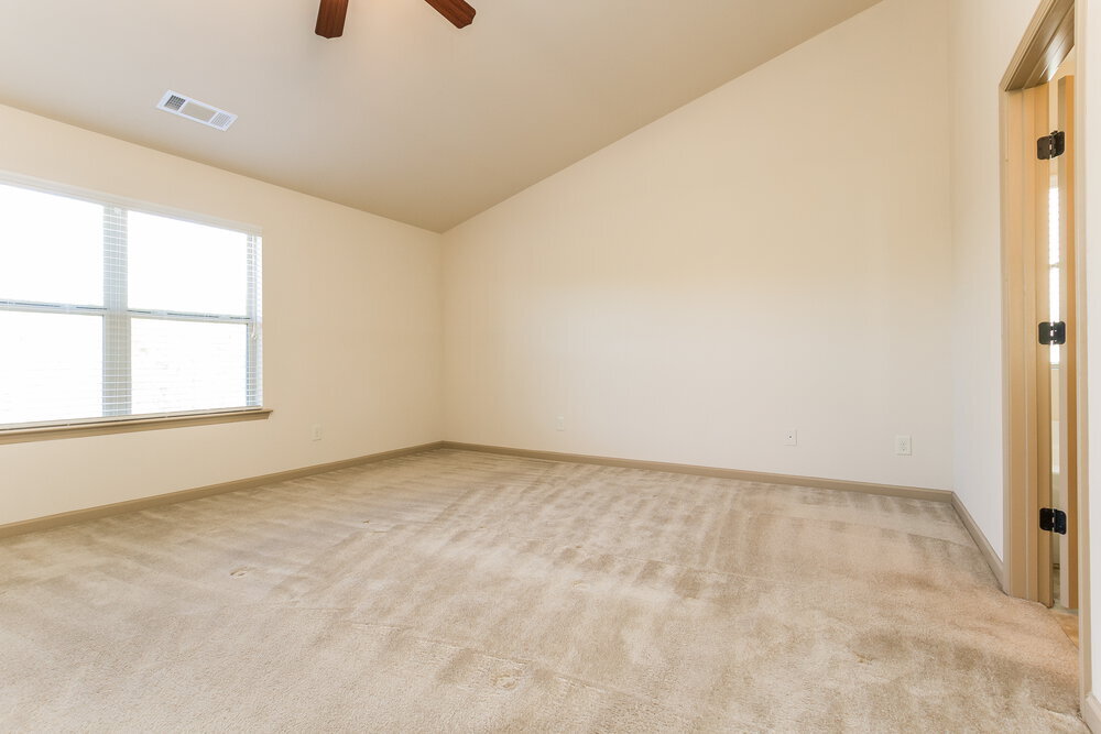 Building Photo - 500 Ballyshannon Dr