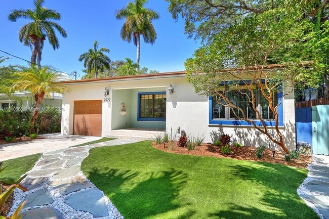 Building Photo - 2527 Inagua Ave