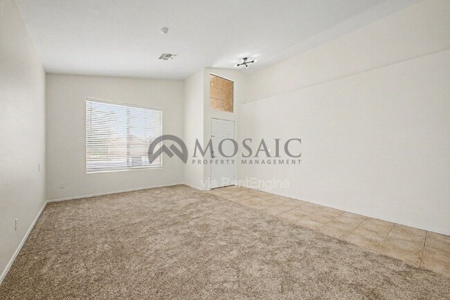 Building Photo - 1894 E Palomino Dr