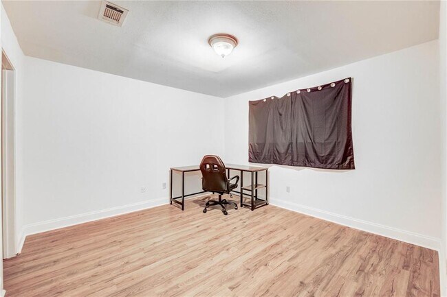 Building Photo - 10326 Bridgeland Ln