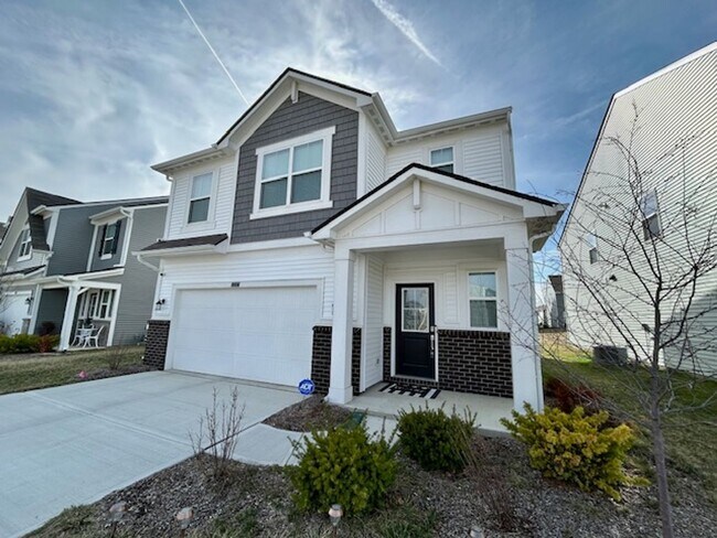 Building Photo - Beautiful Newly Built 4 Bed, 2.5 Bath Home - Loudoun Place Neighborhood