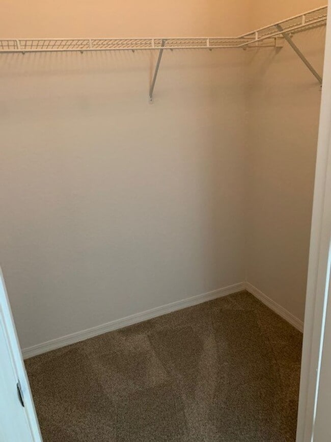 Building Photo - Hyde Park SOHO | 2BR/2BA Condo