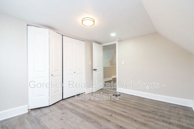 Building Photo - 2158 Murray Hill Rd
