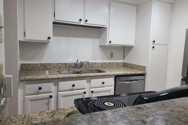 Building Photo - 8529 Hearth Dr