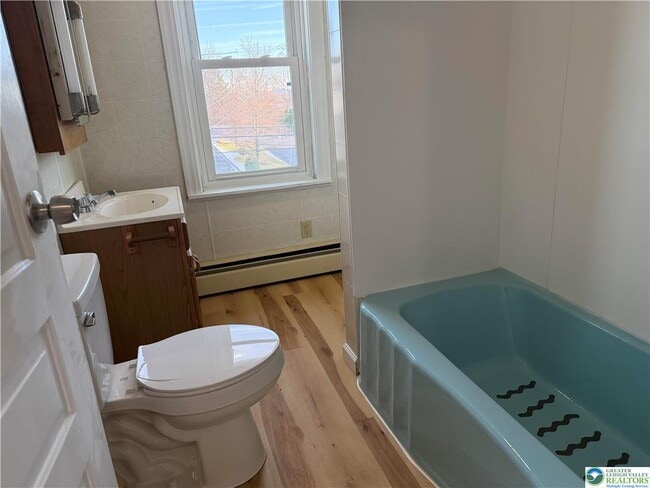 Building Photo - 4453 Main St