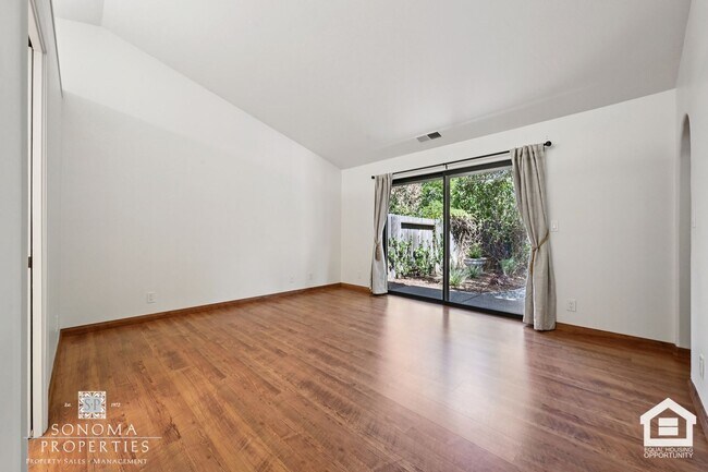 Building Photo - Southwestern Charm Meets Modern Comfort — 2BR/2BA Condo with Access to Shared Pool!
