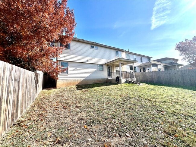 Building Photo - 10516 Dunham Forest Rd