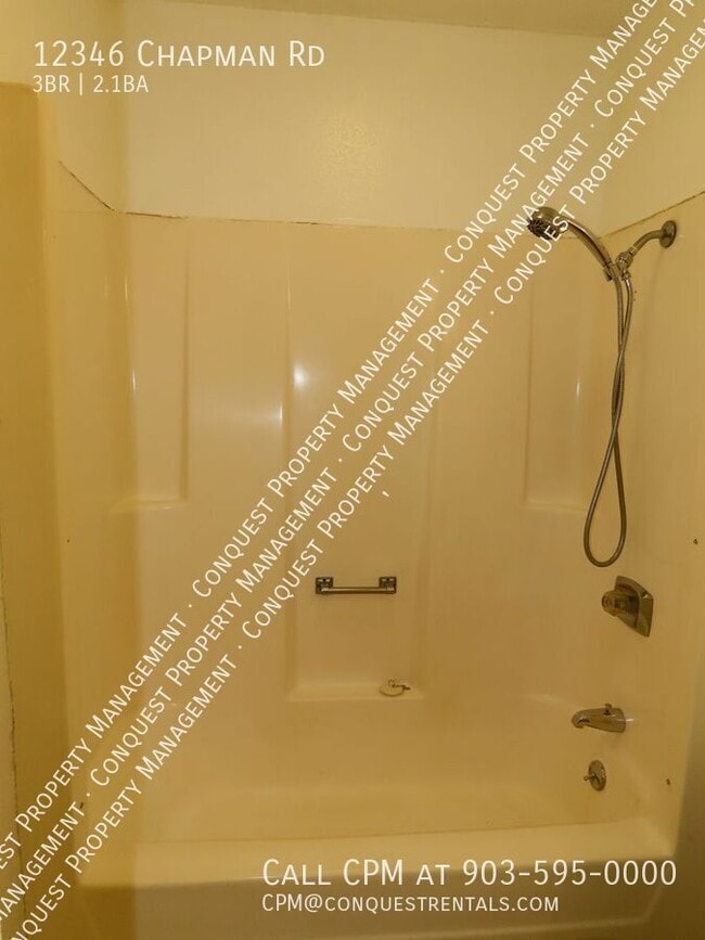 Building Photo - 12346 Chapman Rd