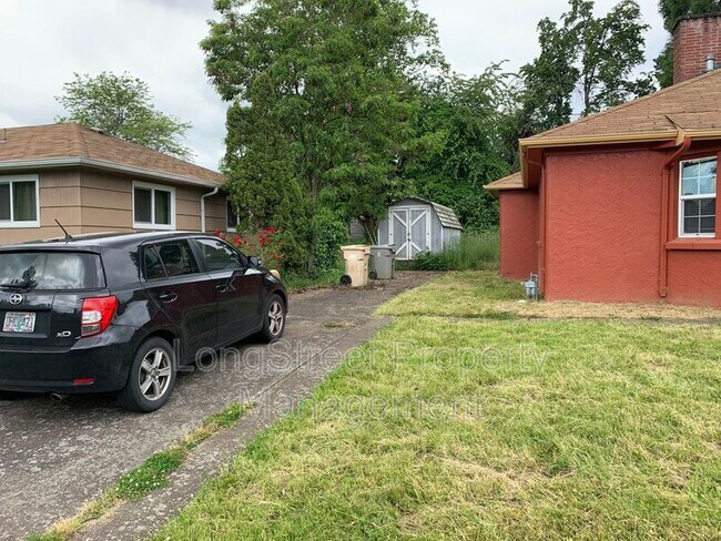 Building Photo - 1012 NW 34th St