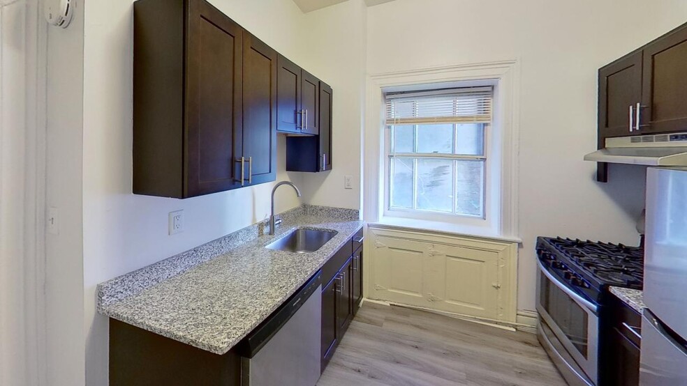 Primary Photo - Mount Vernon Apartments