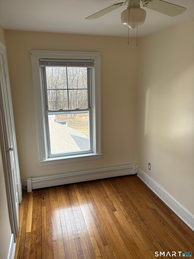 Building Photo - 95 Pennsylvania Ave