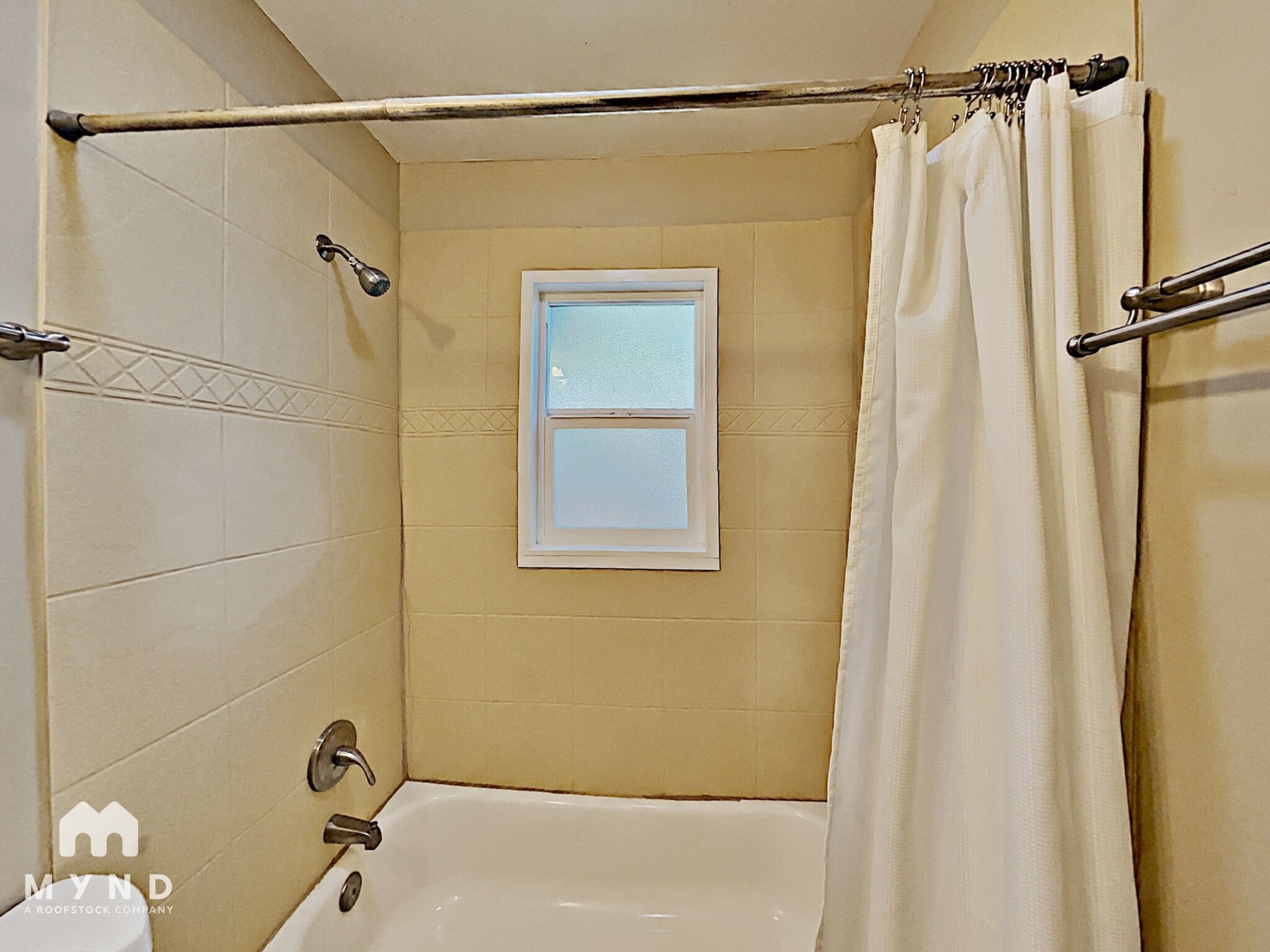 Building Photo - 7 Garrison Dr