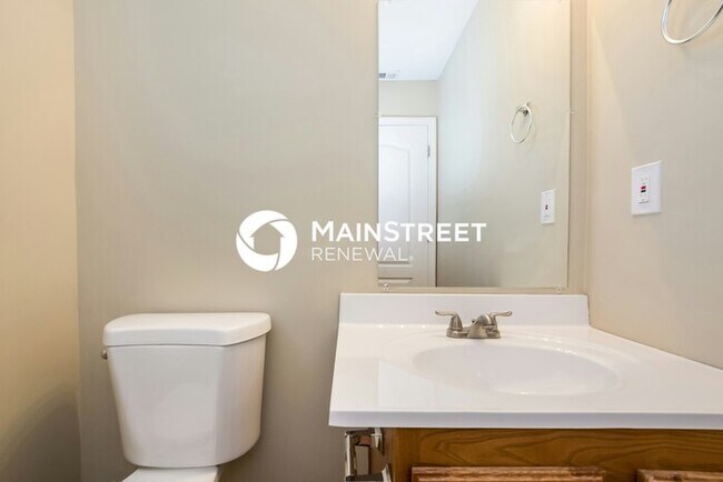 Building Photo - 4 Bedroom Pet-Friendly Home in Hampton, GA...