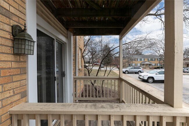 Building Photo - 8901 Cardinal Terrace