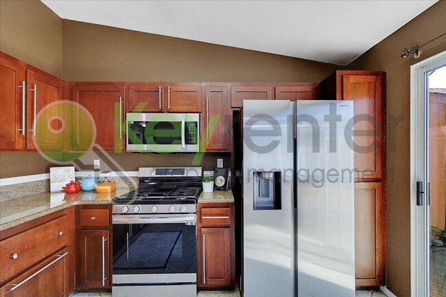 Building Photo - 8645 Meandering Way