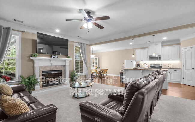 Building Photo - 113 Greystone Dr