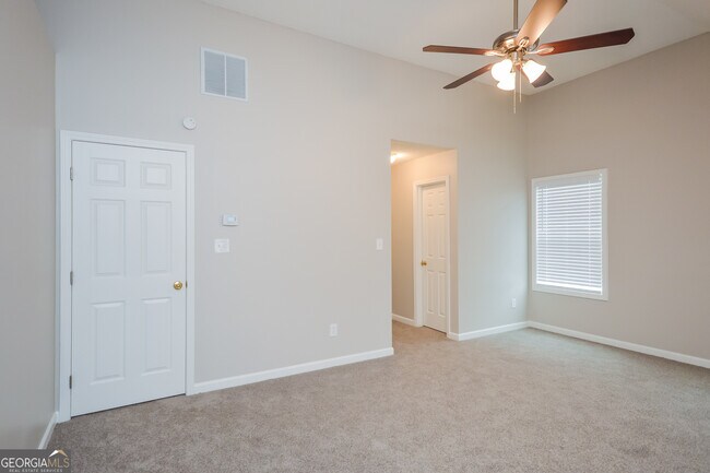 Building Photo - 6793 Mahonia Pl