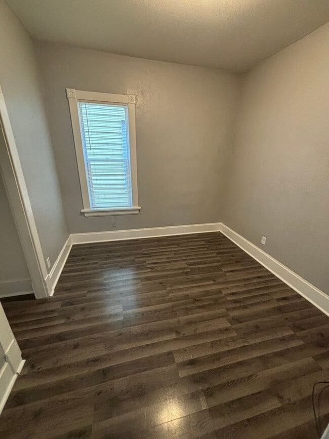 Building Photo - 2146 N 35th St