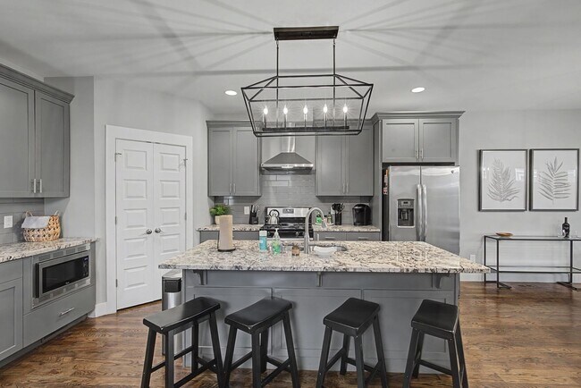 Building Photo - $4,195 per month | Fully Furnished | 3+ Month Leases Available