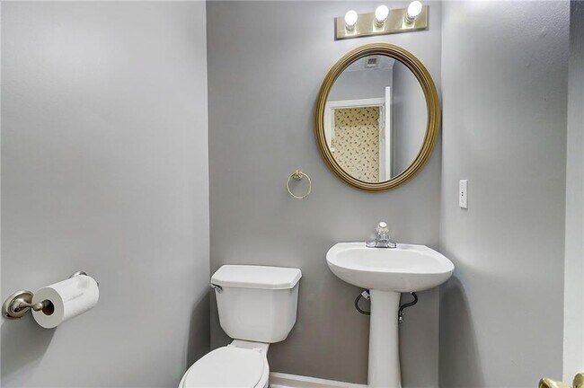 Building Photo - 1061 Chase Creek Ct