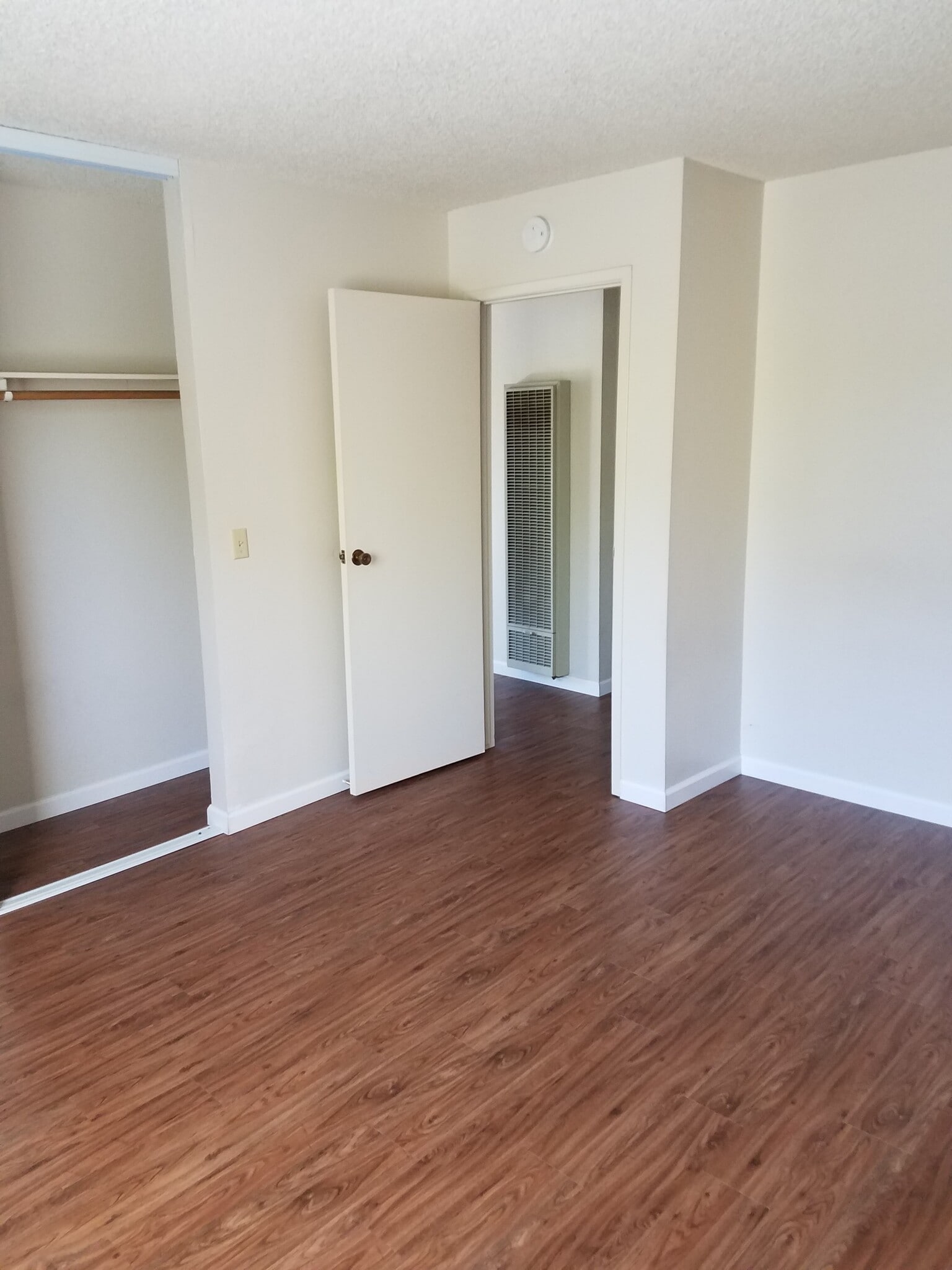 Building Photo - 834 Carlita Cir