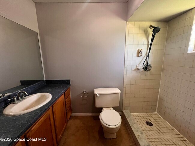 Building Photo - 460 Bargello Ave SE