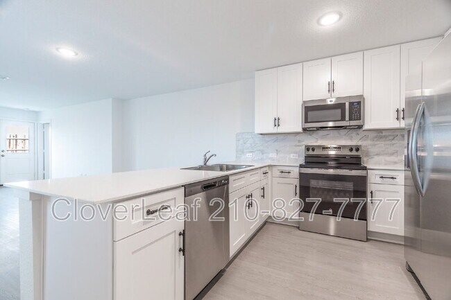 Building Photo - 7922 Biggio Ln