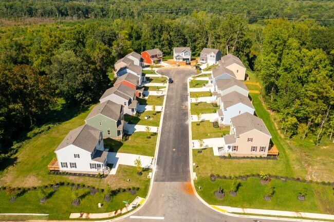 Building Photo - 317 Northfield Hts Ln