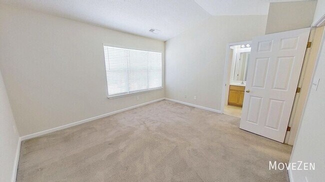 Building Photo - 249 Malamute Ln
