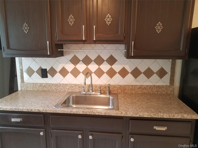 Building Photo - 50 Mountain View Ave