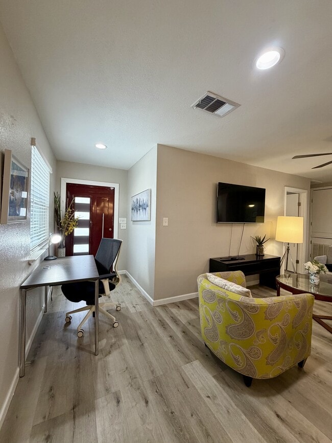 Building Photo - 514 Martin Luther King Dr